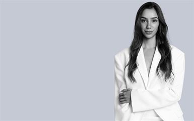 حديث حول واقع الموضة في المنطقة العربية مع إليزافيتا كوزلوفا